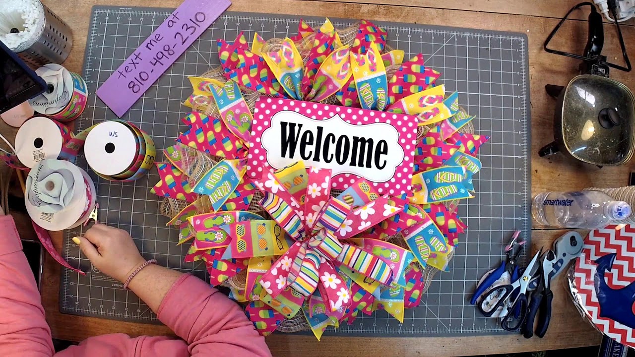 Bright summer wreath tutorial