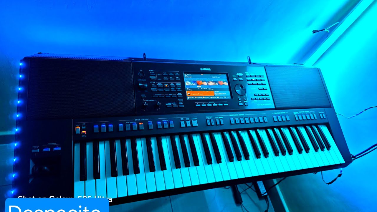 Despacito on Yamaha PSR SX920.