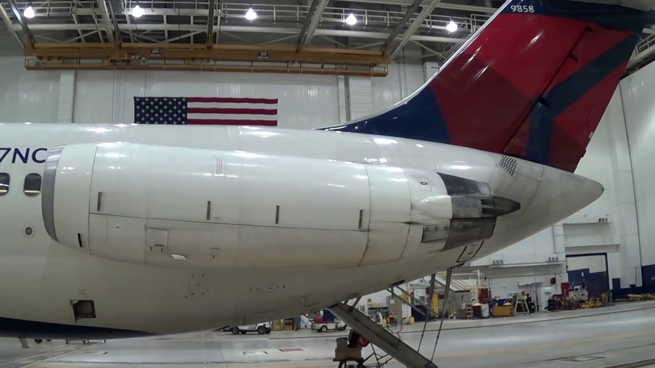 Delta Airlines DC-9-51 [N767NC] Landing Light Extension 