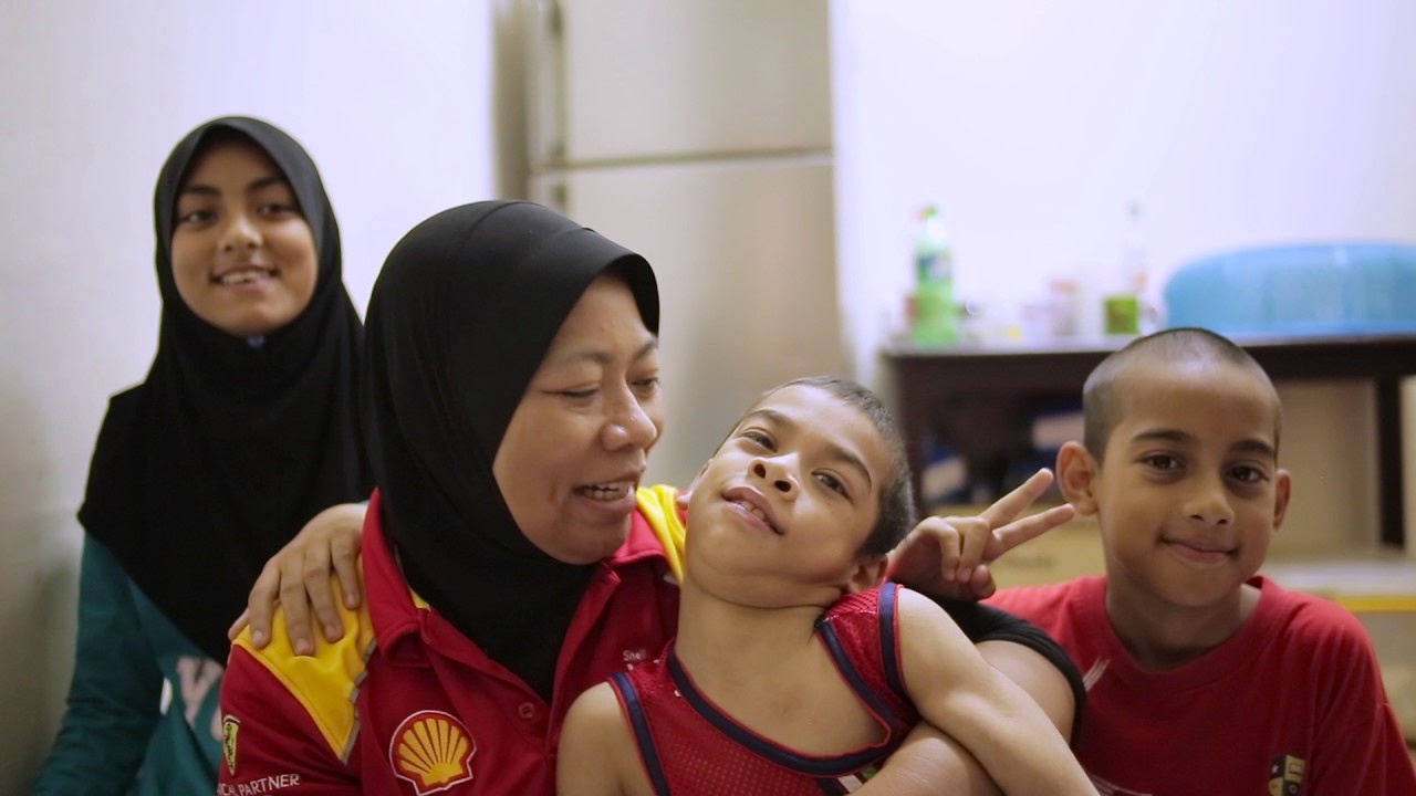 Shell Smiling Stars – Amira