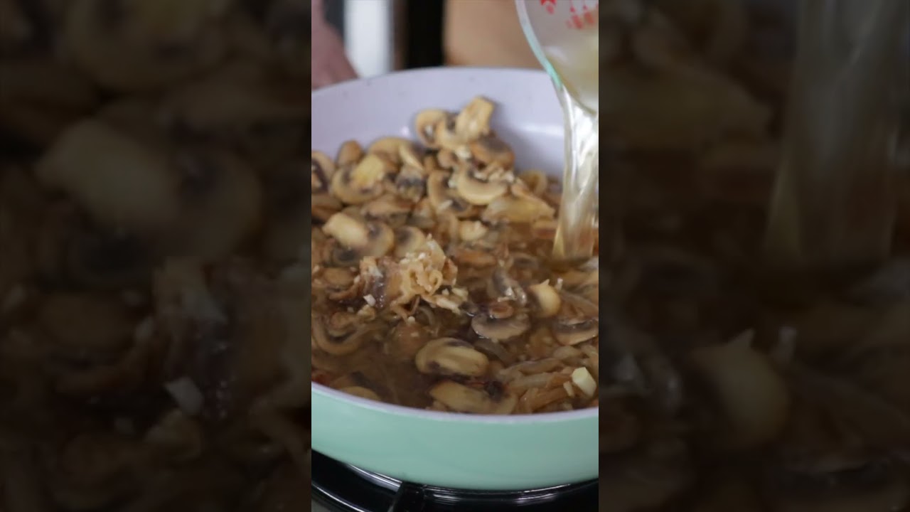 vegan mushroom stroganoff 🍄🍝