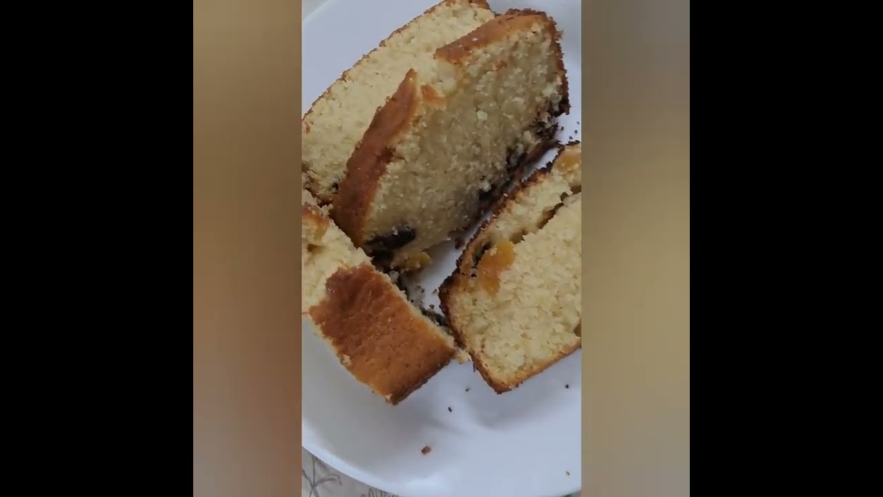 HOW TO MAKE  BUTTERY CAKE WITH MUNAQQA AND APRICOTS 