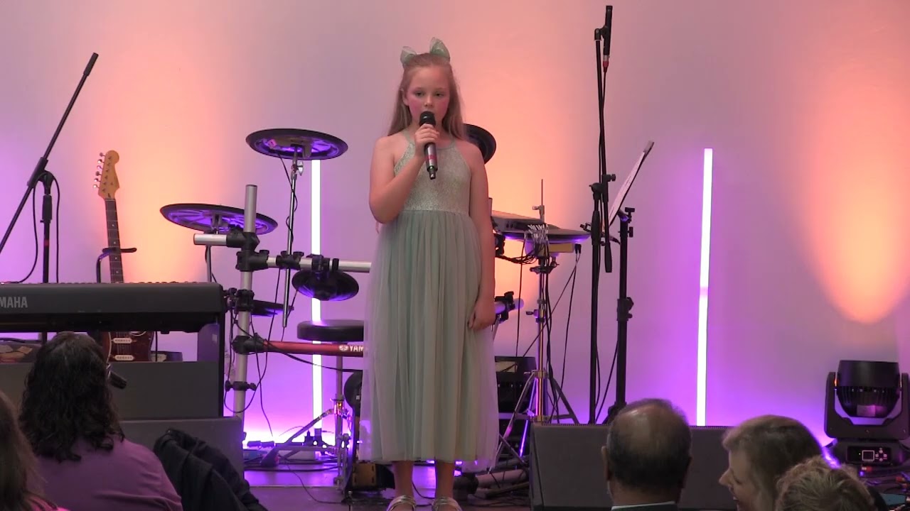 Linde Mari Herbst - A Million Dreams | Ovie-Vibz Concert for a Cause (Live)