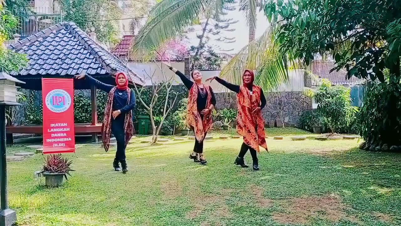 Cuk Mak Ilang/Choreo By Idawati/Demo By: Indah, Pipin, Devi