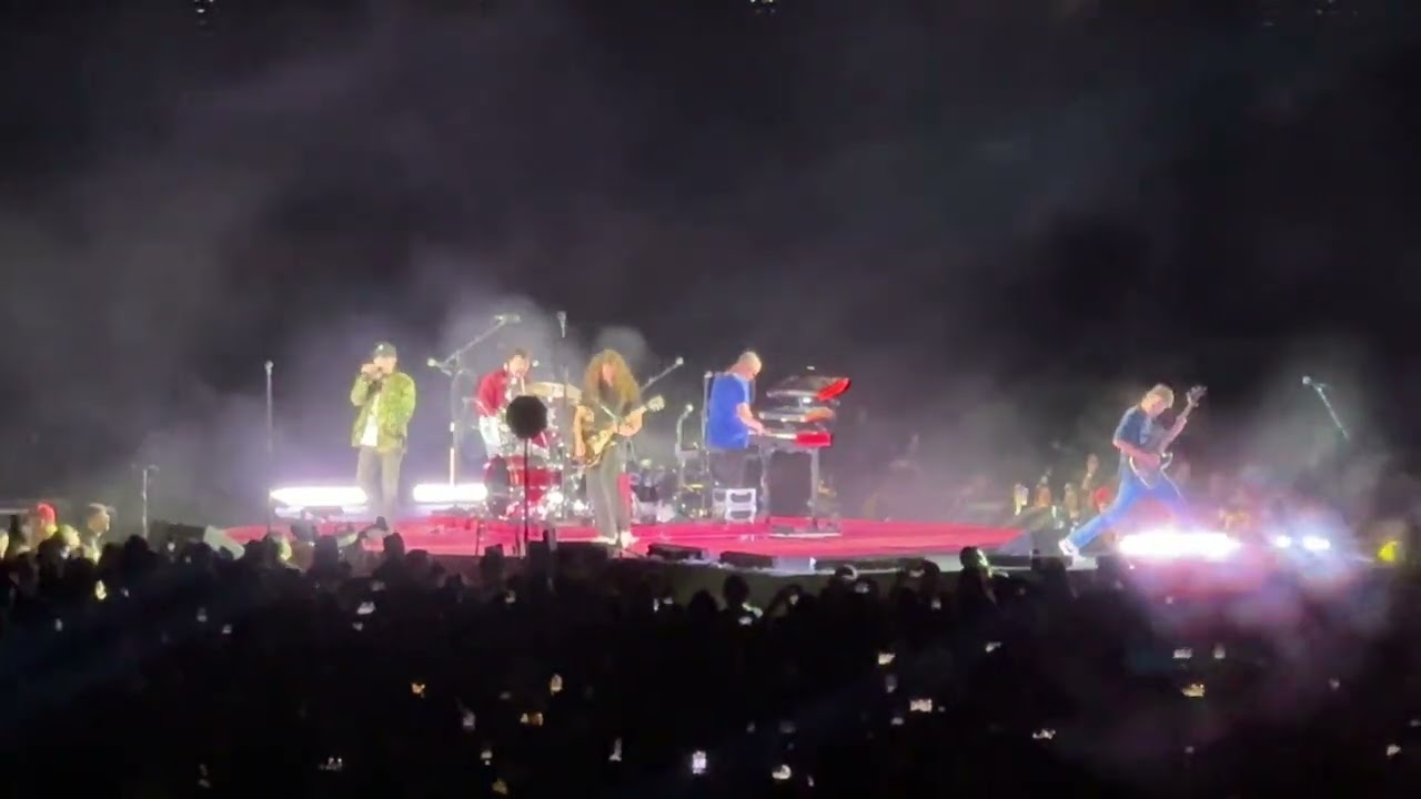 My Chemical Romance- Headfirst For Halos (Tour Debut) Live in Philadelphia @ Citizens Bank Park 