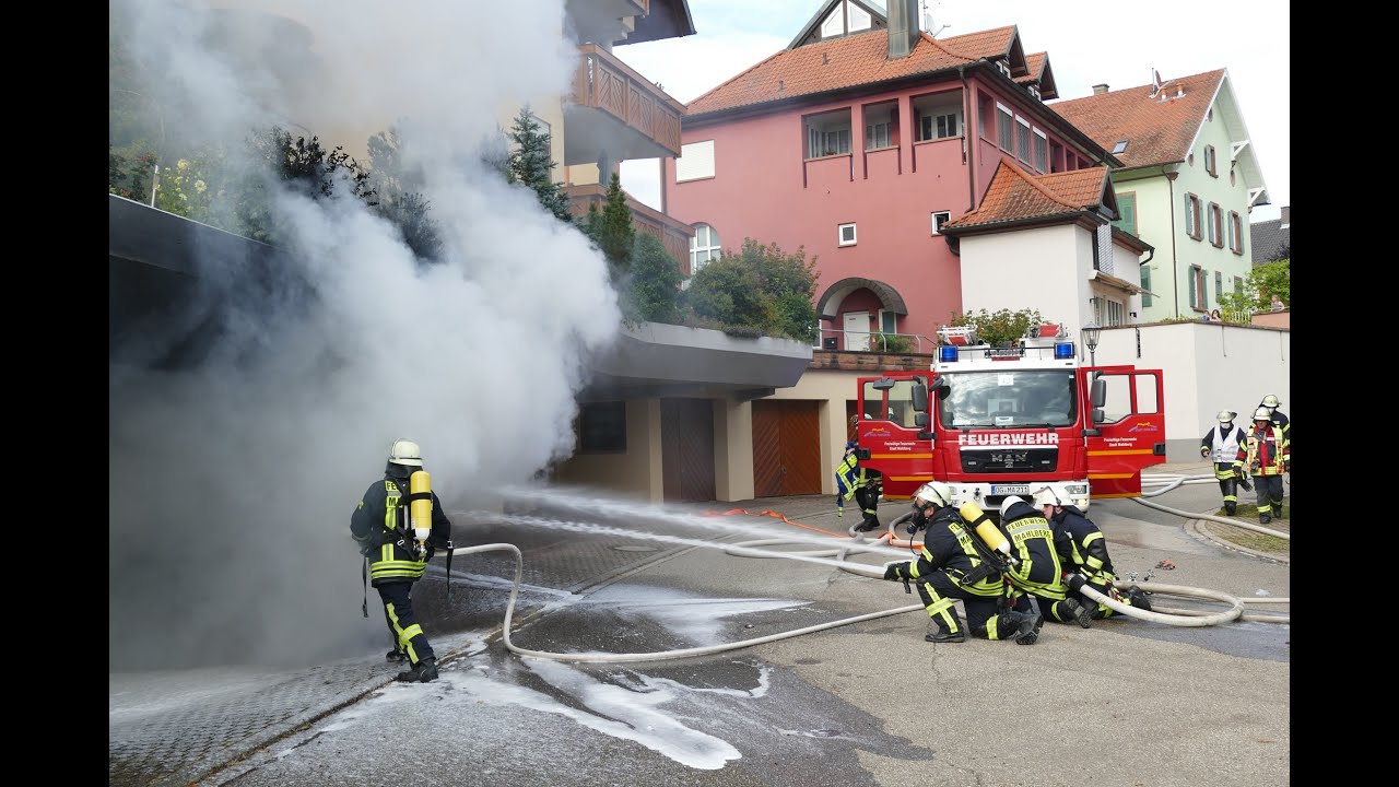 Garagenbrand in der Radbrunnengasse in Mahlberg