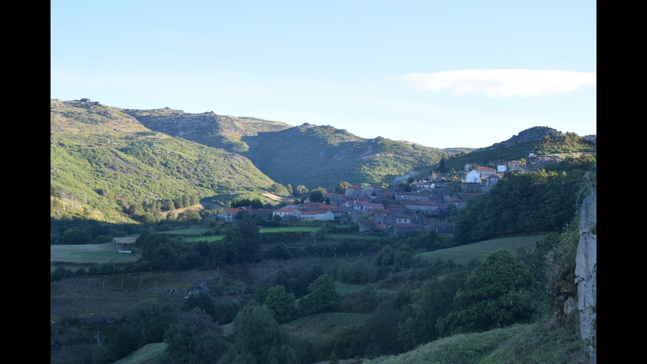 Parada De Outeiro-Aldeia de Portugal