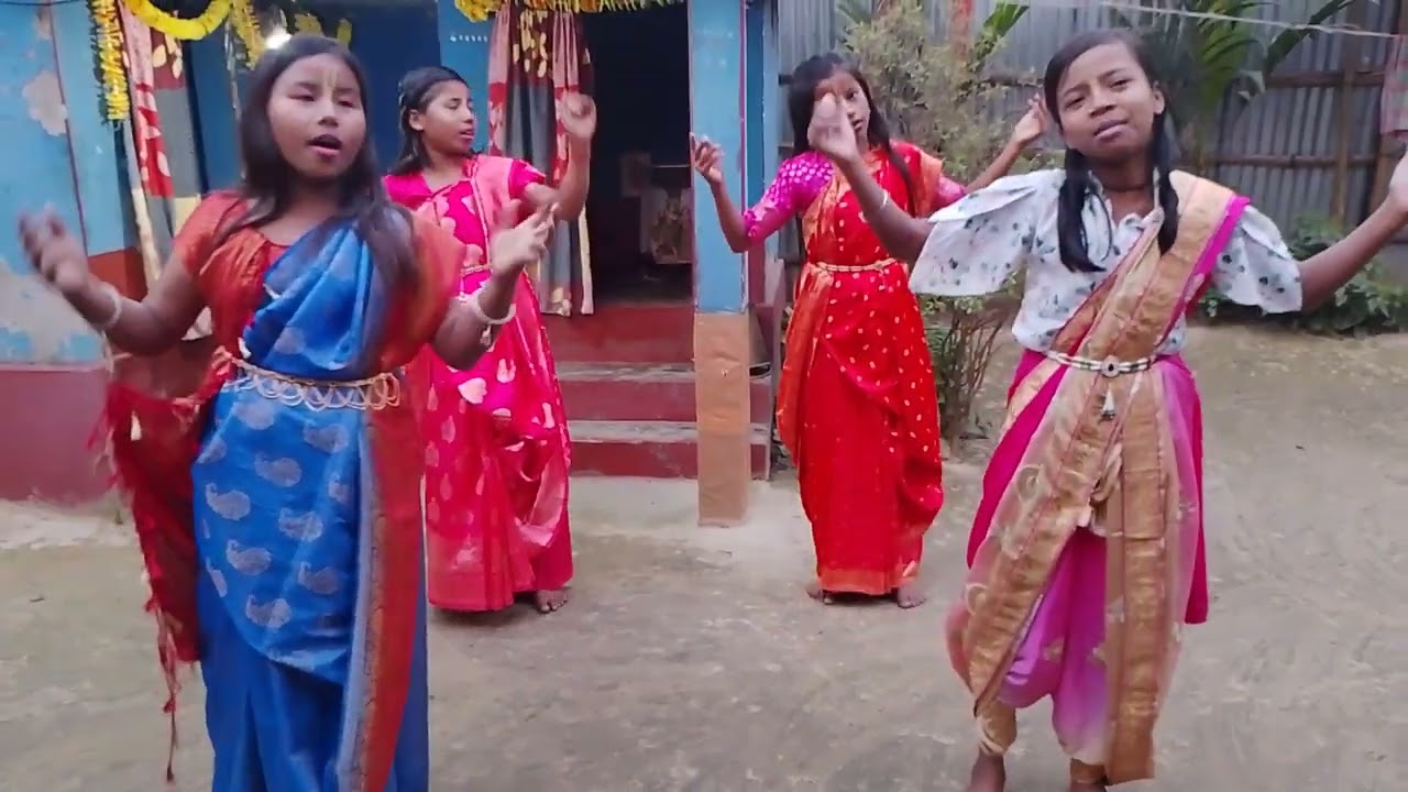 मयूर है।  प्रिया कुमारी।  पिंकी कुमारी।  सुजाता कुमारी।  निर्दय कुमारी