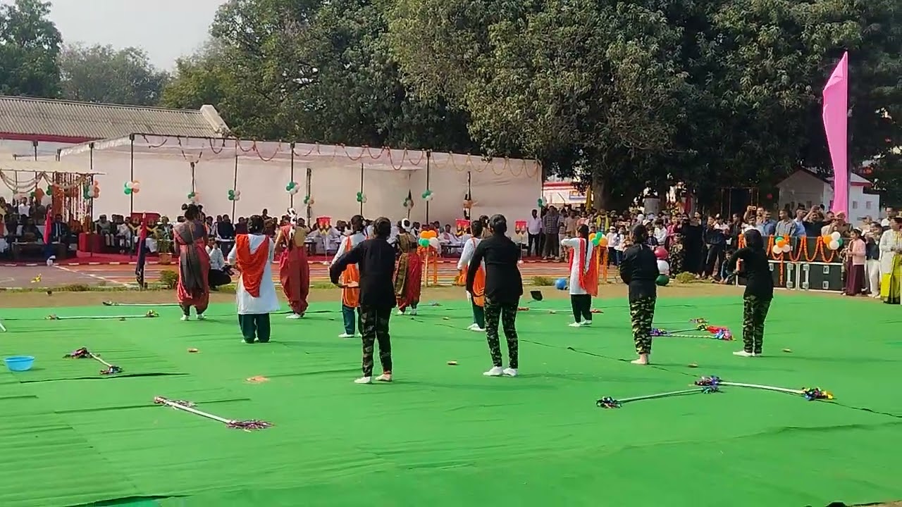 26 जनवरी मे remix गाने मे डांस करती बलिकाएं #वायरल 