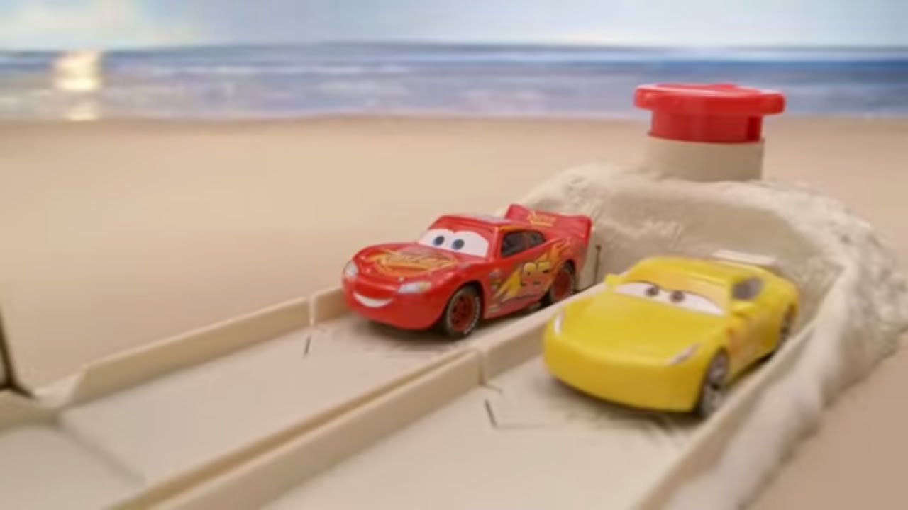 Disney&bull;Pixar Cars 3: Official Movie Playsets | Mattel