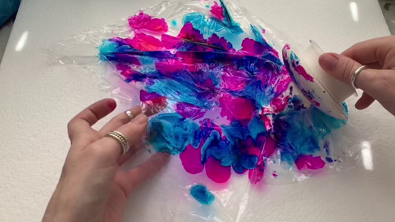 ALCOHOL INK AND PLASTIC WRAP TECHNIQUE