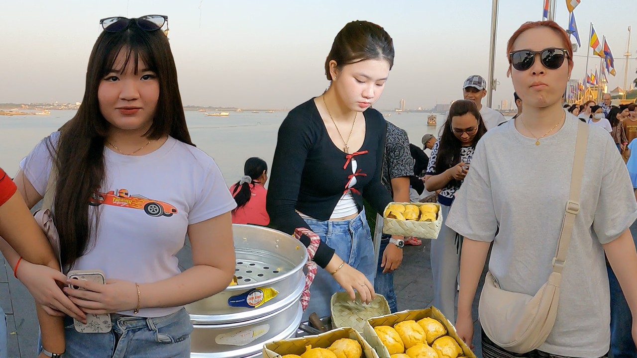 Best Street Food in CAMBODIA 2026 Phnom Penh Riverside Evening Walk Tour Local Night Market Life