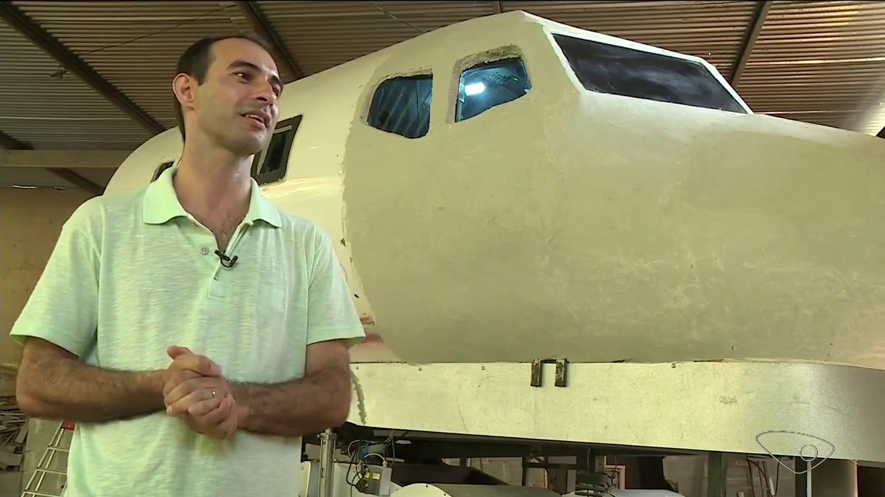Homem constrói simulador de vôo em Cachoeiro de Itapemirim  ES G1 Espírito Santo   ESTV 1ª #aviation