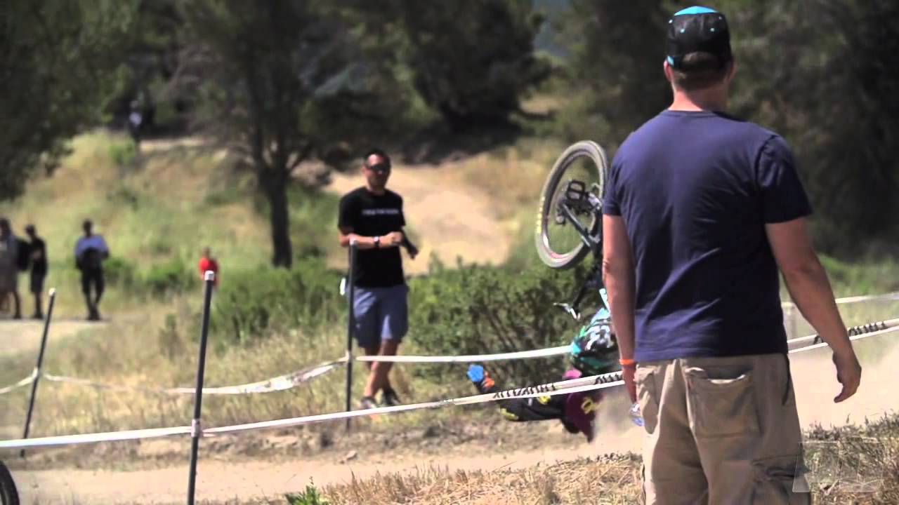 Elliot Jackson Crash in 240 FPS at the 2013 Sea Otter Classic