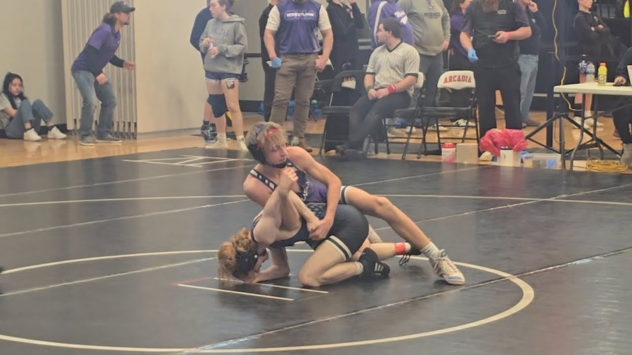 2025 Michael "Mikey" Campbell  120# Onalaska Varsity (Arcadia Invite)