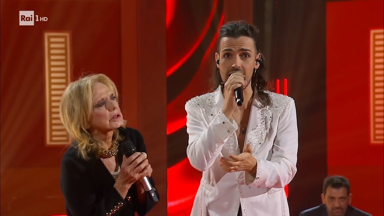 Valerio Scanu e Rita Pavone cantano 
