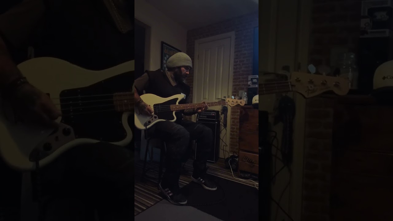 New Fender Jaguar bass and Ampeg Micro CL