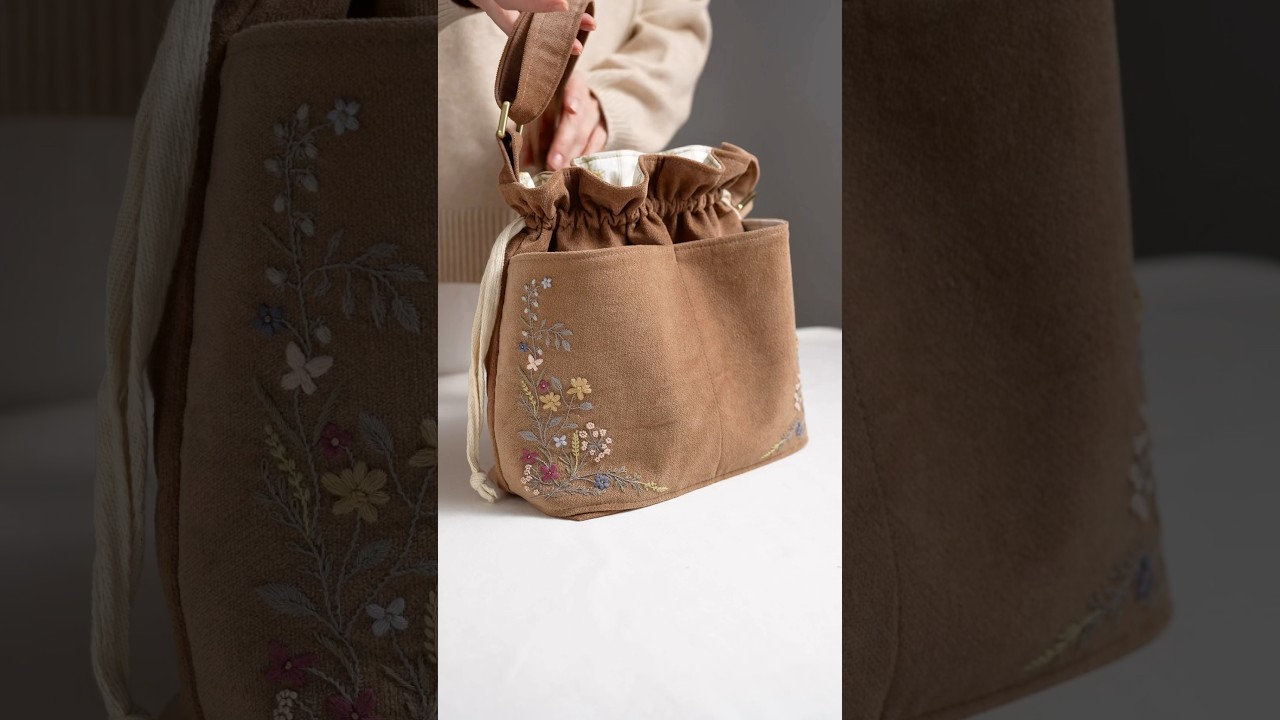 Umi velvet bag. Hand embroidery✨ #вышивканаодежде #handembroidery #вышивка