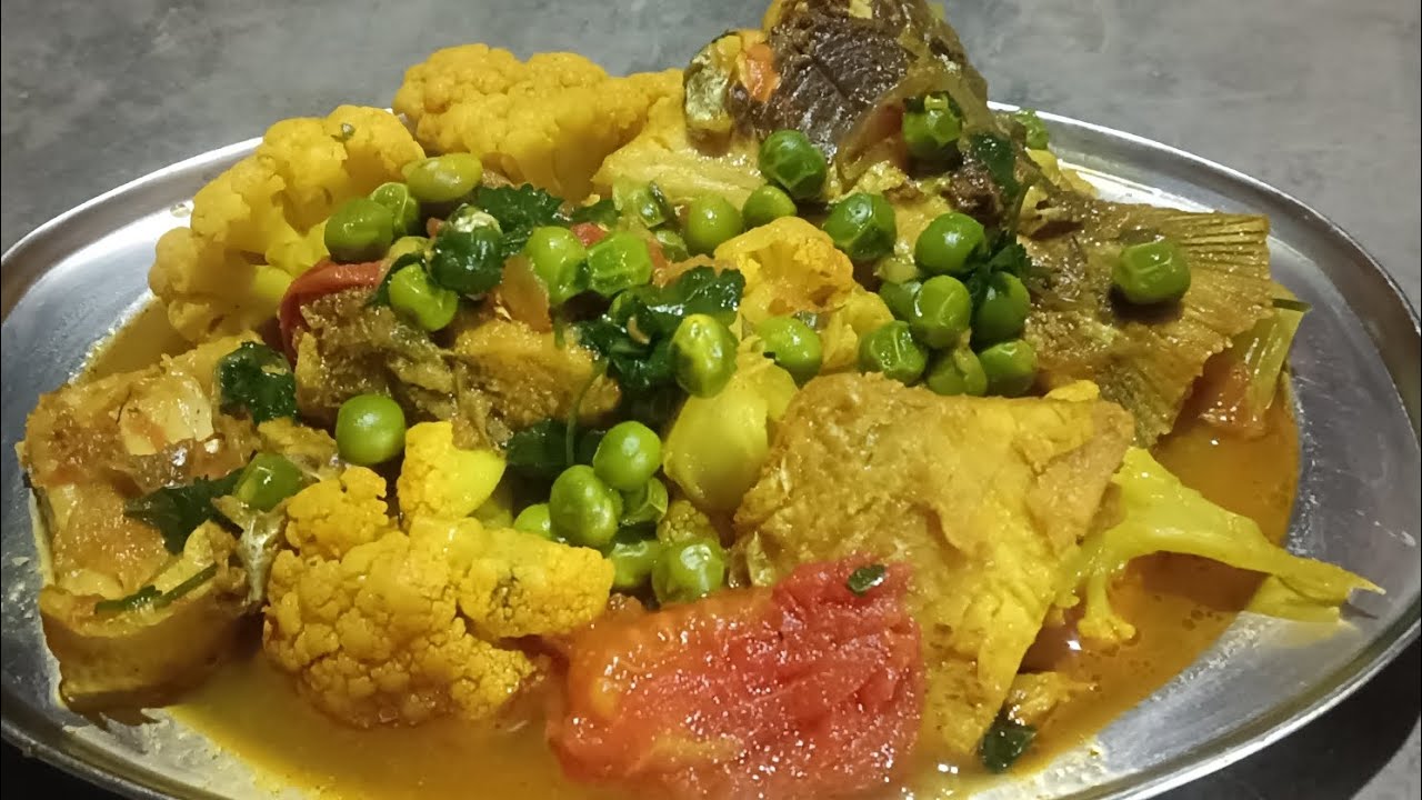 Fulkopi diya macher jhol macher patla jhol fulkopi aloo deya macher jhol macher recipe fish 🐠 