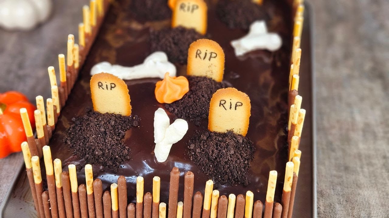 RECETTE GÂTEAU CIMETIÈRE D’HALLOWEEN – Facile, moelleux et terrifiant ! 🍫