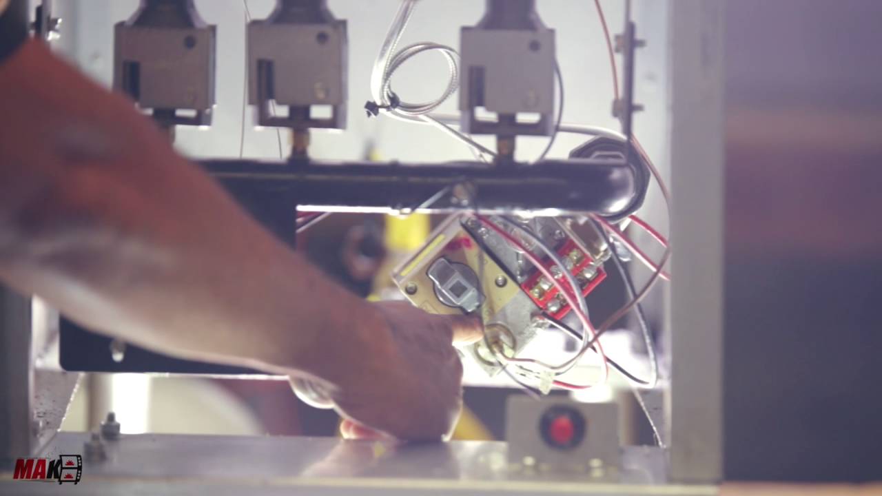 HOW TO LIGHT A FRYER   DEAN