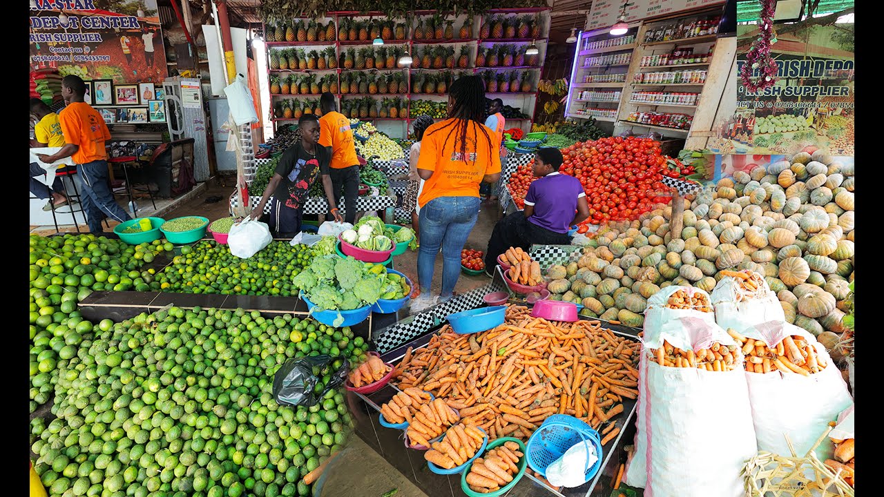 Thrilling Food Tour of Kampala's Local Market! Unveil Uganda's Living Costs!