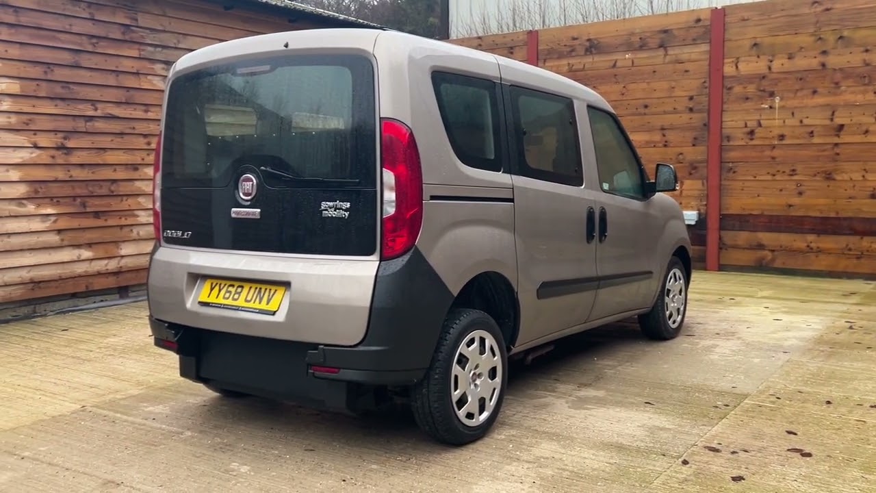 YY68 UNV SILVER FIAT DOBLO WAV