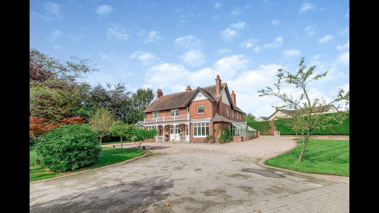 Caverswall Road, Blythe Bridge | Fine & Country Staffordshire | Karl Rusk