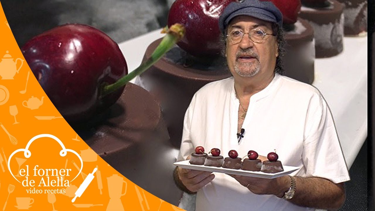 Semifrio de chocolate con cerezas y mascarpone