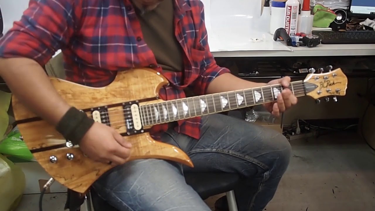 B.C.Rich EXOTIC CLASSIC Mockingbird エレキギター