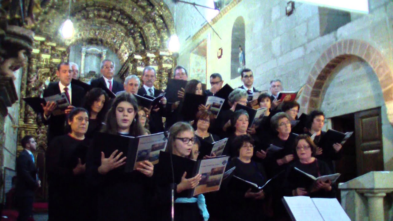 Senhora do Manto Lindo