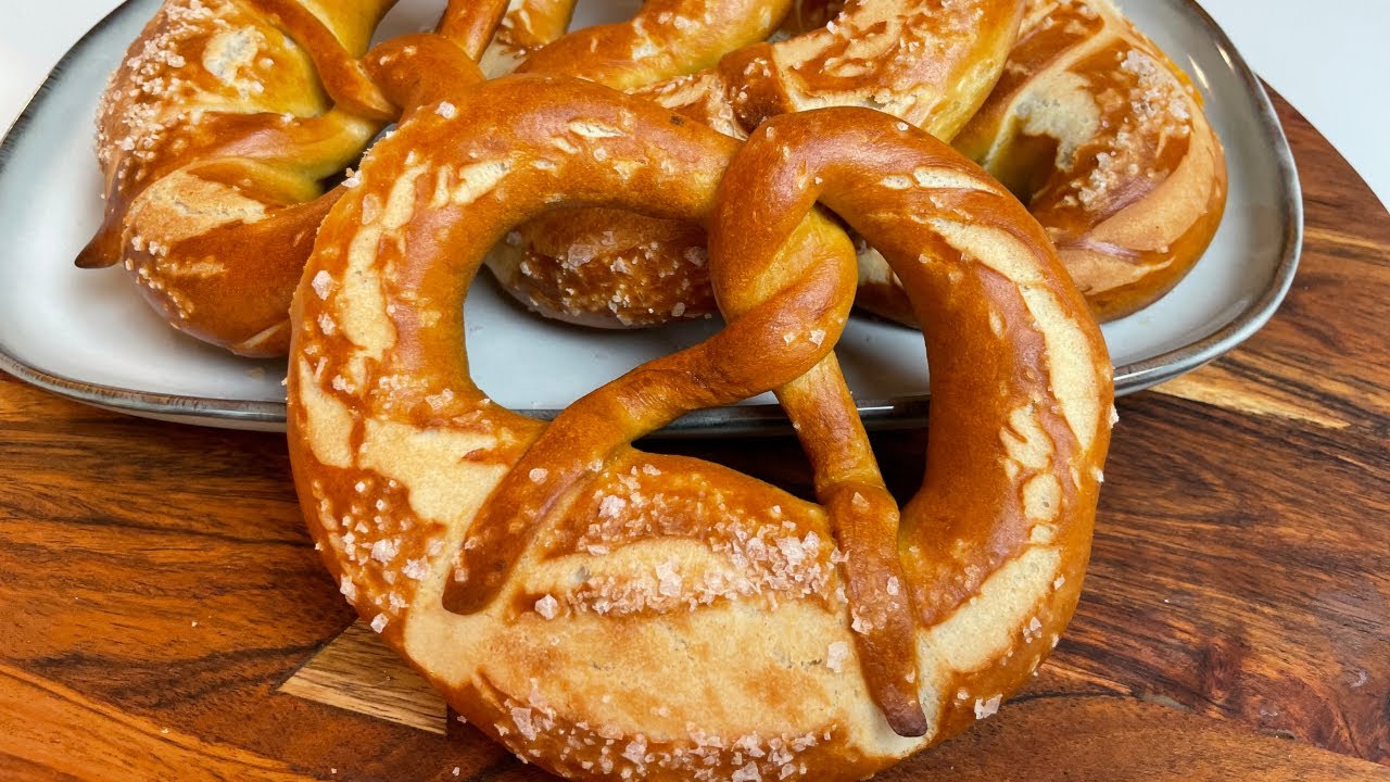 How to make Homemade Pretzel like a PRO | German Style | Easy recipe, No-Machine