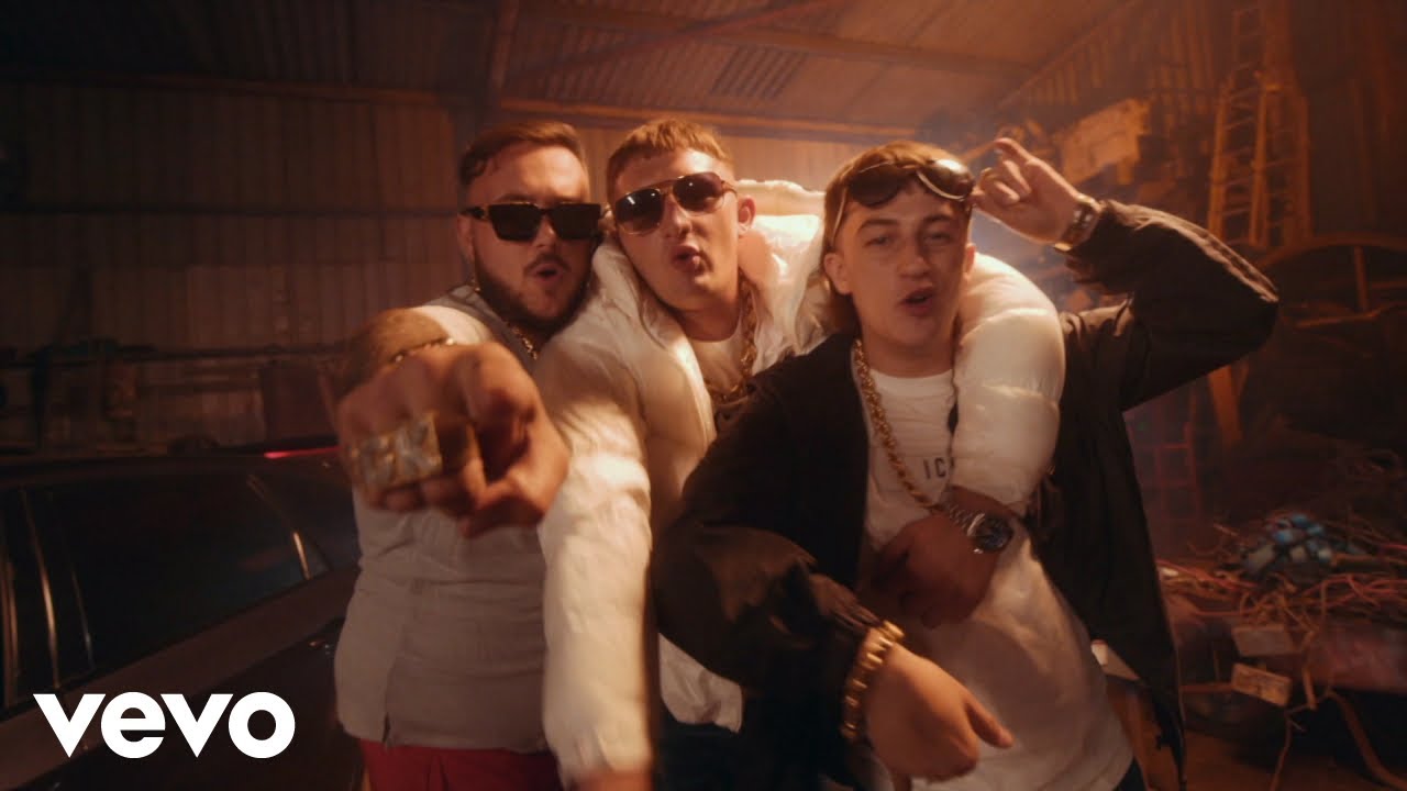 Bad Boy Chiller Crew - Bikes N Scoobys (Official Video)