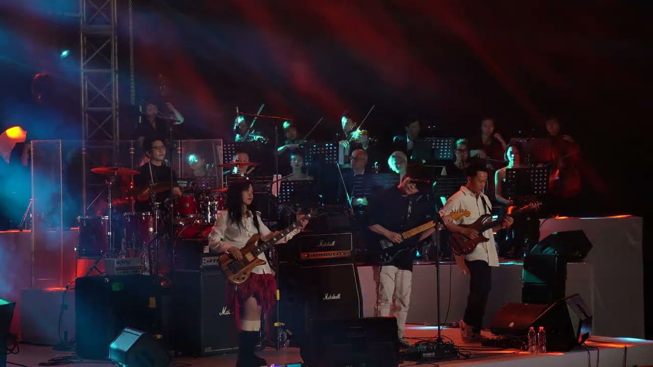 The Cassette live at CAM GALA “i”