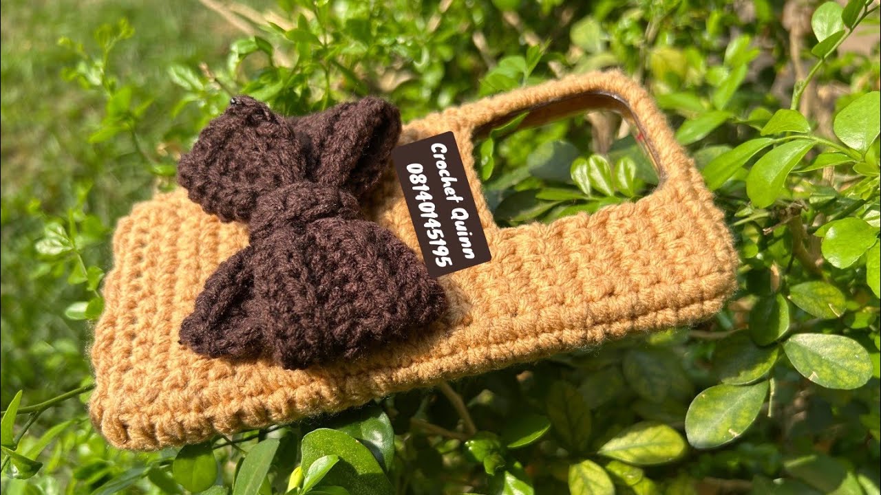 🧶Crochet Phone Case Tutorial 🦋✨ - First tutorial video 🥰💕 #crochet #phonecase #viralvideo #craft