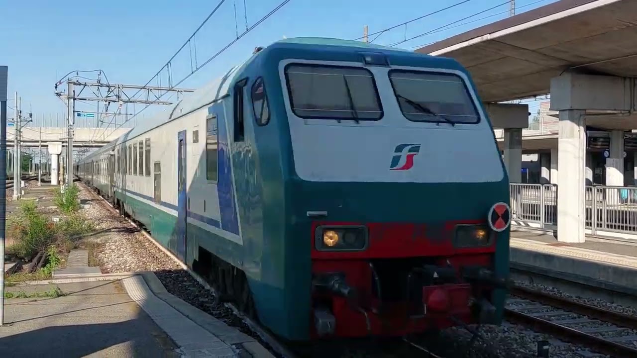 Treni regionali in transito a Torino Stura, parte 2. Passing regional trains at Torino Stura, part 2