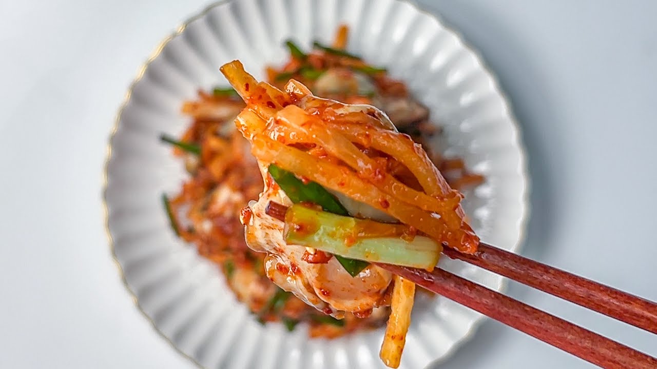 Seasoned raw oysters / Korean food recipe