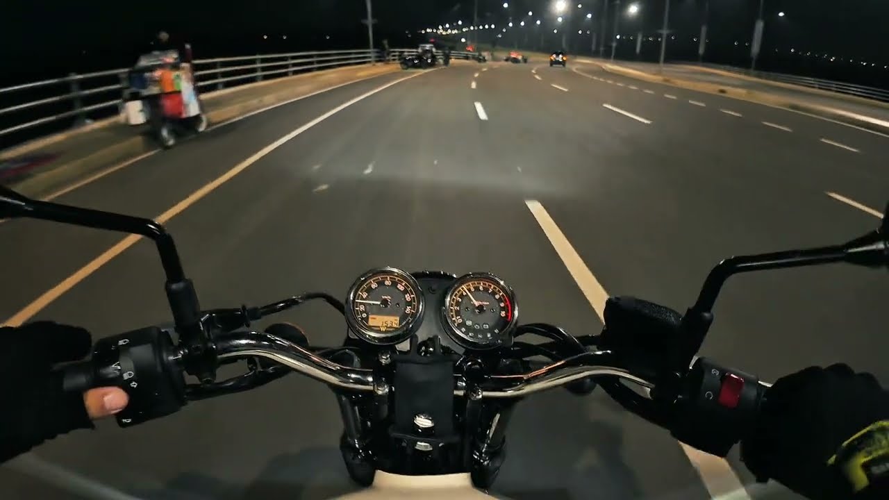 The Pure Sound Of Kawasaki W230 Retro Motorcycle