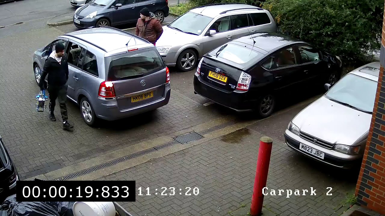 Кража попала на видео kradja katalizatora