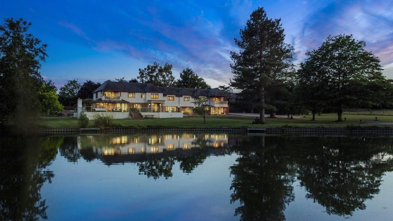 Can This PRIVATE LAKE PROPERTY Be Your Dream Home?
