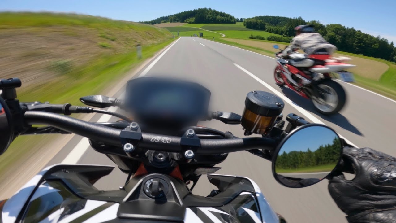 Destroying Superbikes & Hypernakeds on my KTM 890 Duke R