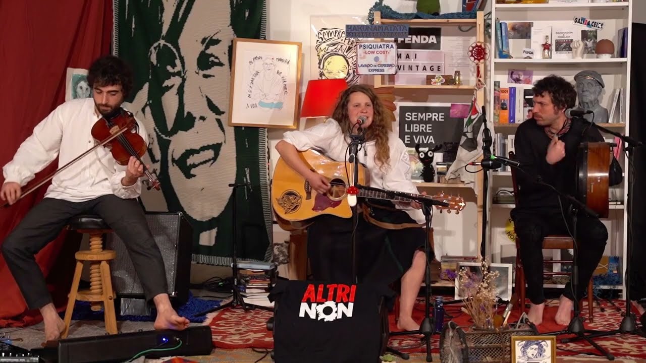 Zeltia Irevire - Cosmic Love (Florence and the Machine) en  Devire Sessions