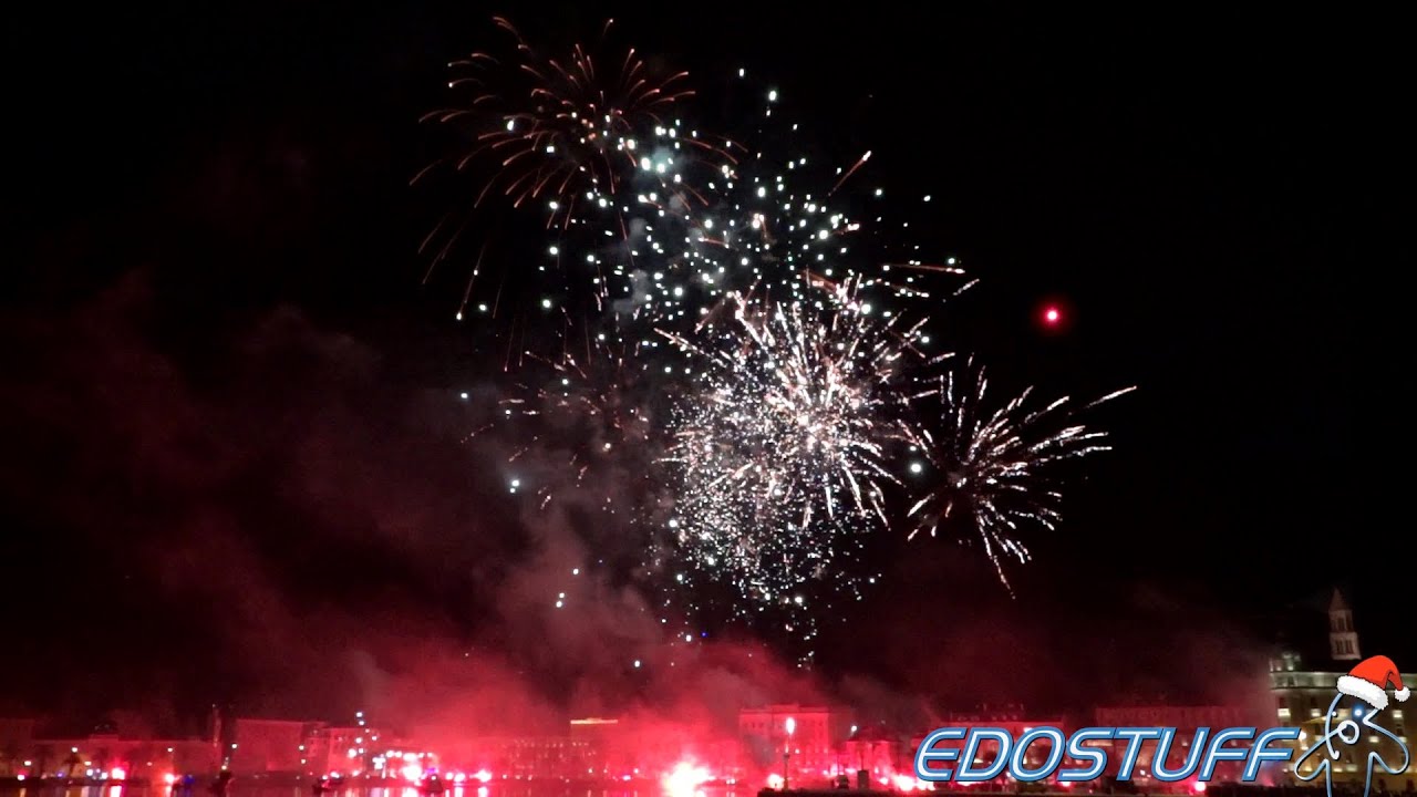 Nova godina 2014 - Vatromet na Rivi - Split, Croatia HD
