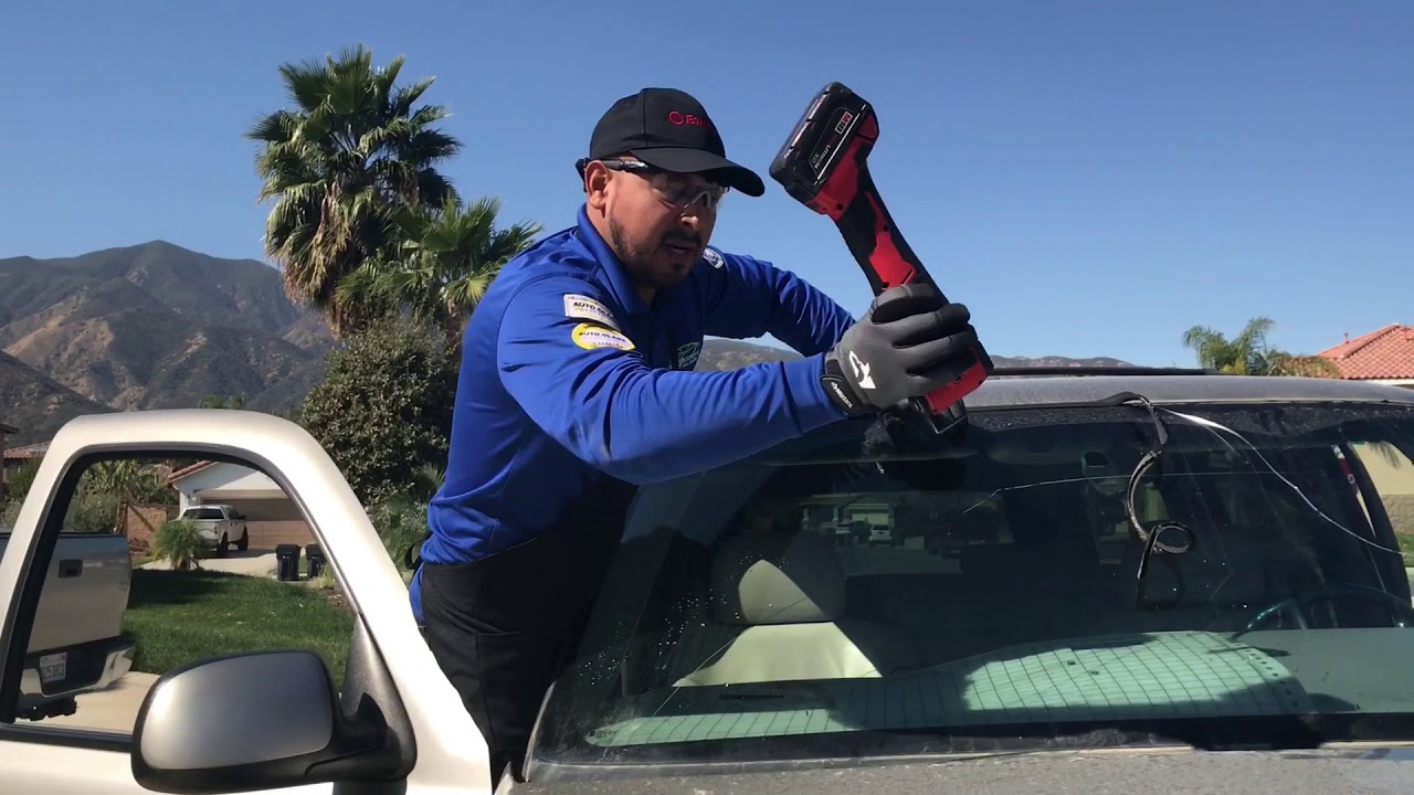 GMC, Chevrolet, Cadillac DW1341,DW1549 how to remove windshield and how to treat paint delimitation