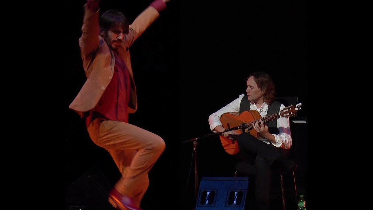 Fabulous Dancer Dani Navarro - Fantastic Guitar by Vicente Amigo!