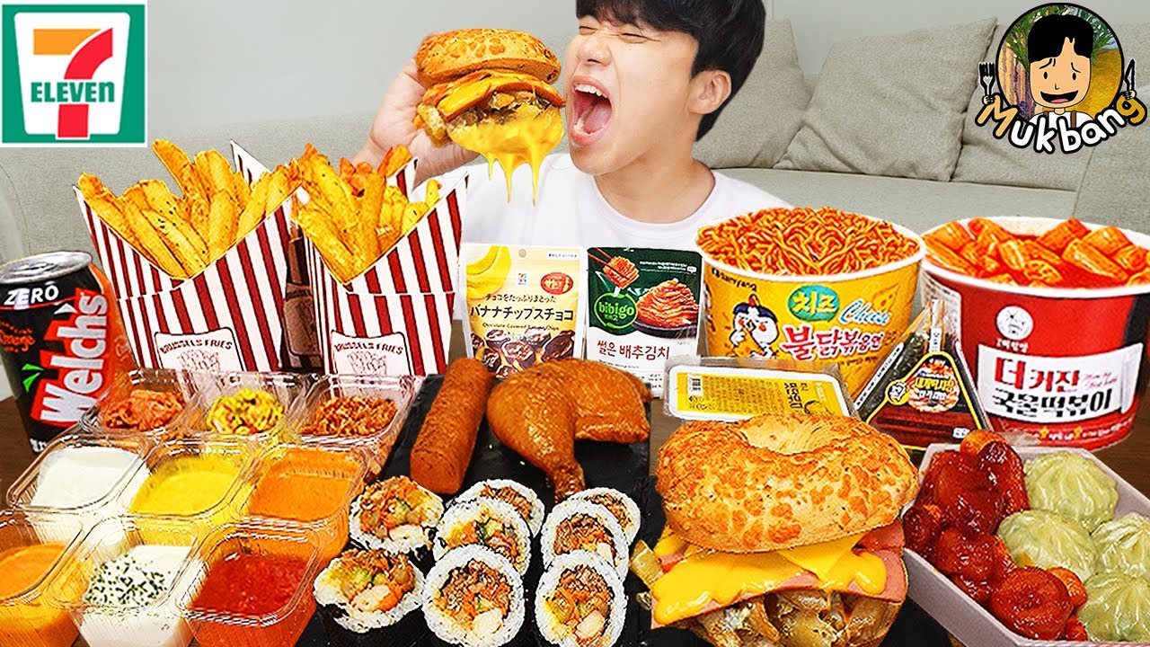 ASMR MUKBANG небольшой магазин, острый рамэн, хот-доги, кимбап, ттеокбокки !! Корейский магазин