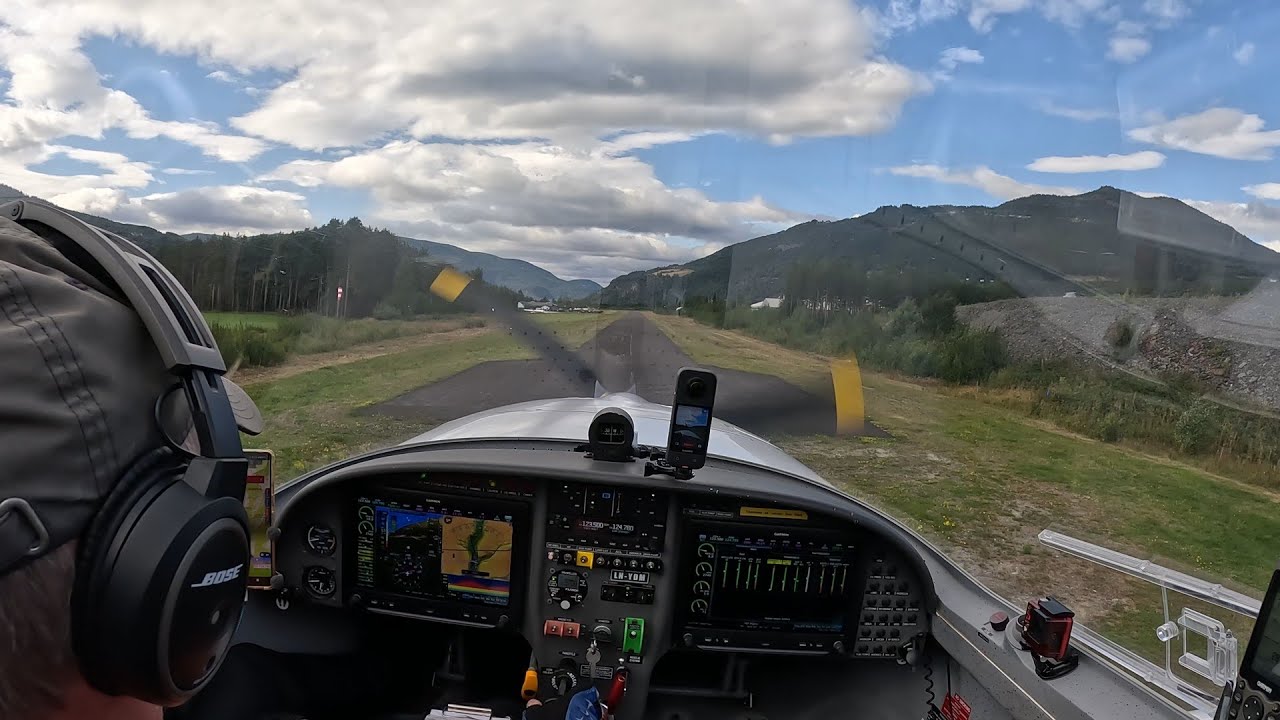 Approach and Landing Frya Airport, ENRI, Airshow