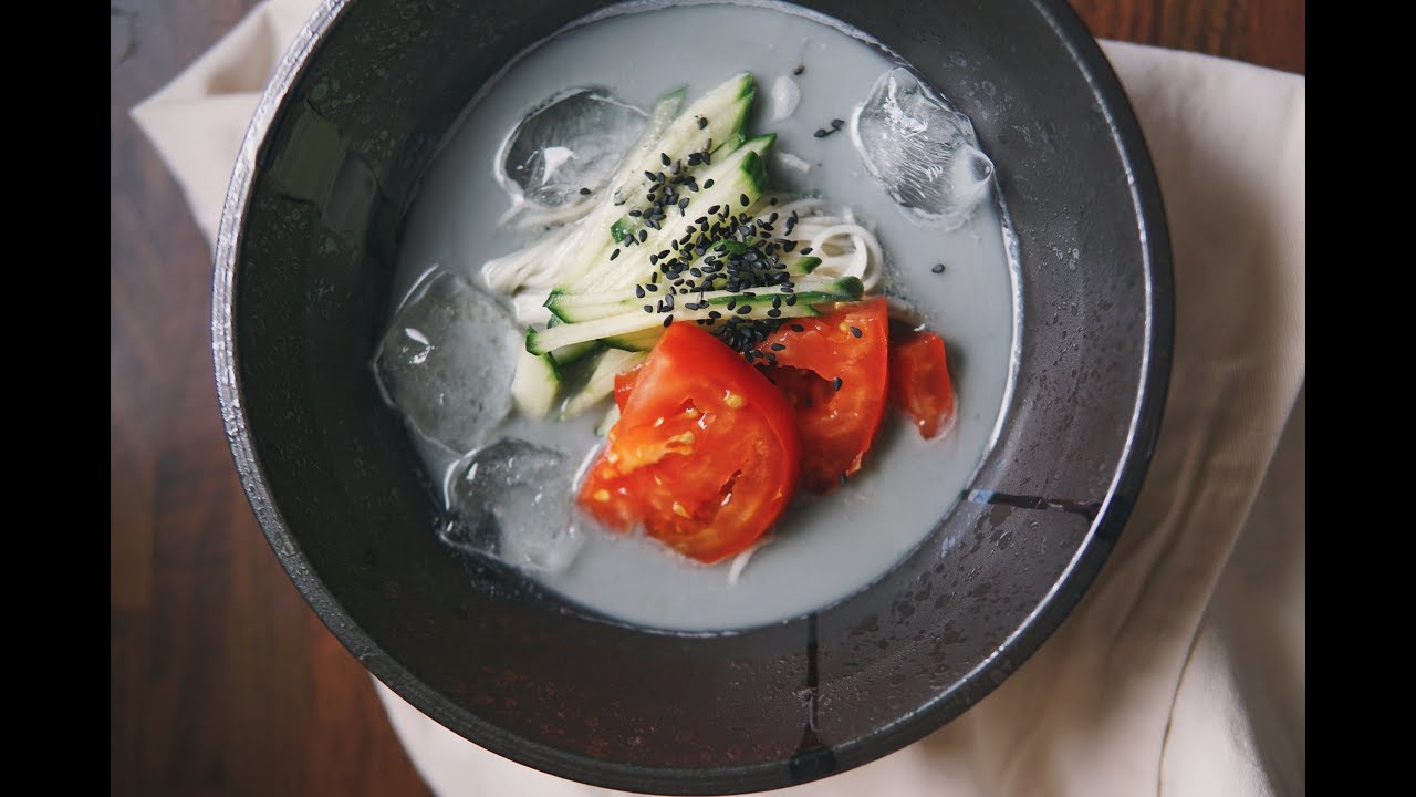Cold Black Bean Noodles: 콩국수, 수미네 반찬 보고 따라해 봤어요.