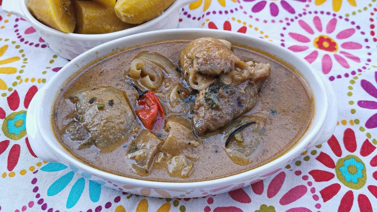 bouillon de patte de boeuf. Comment préparer le bouillon de patte de boeuf? bouillon de boeuf.