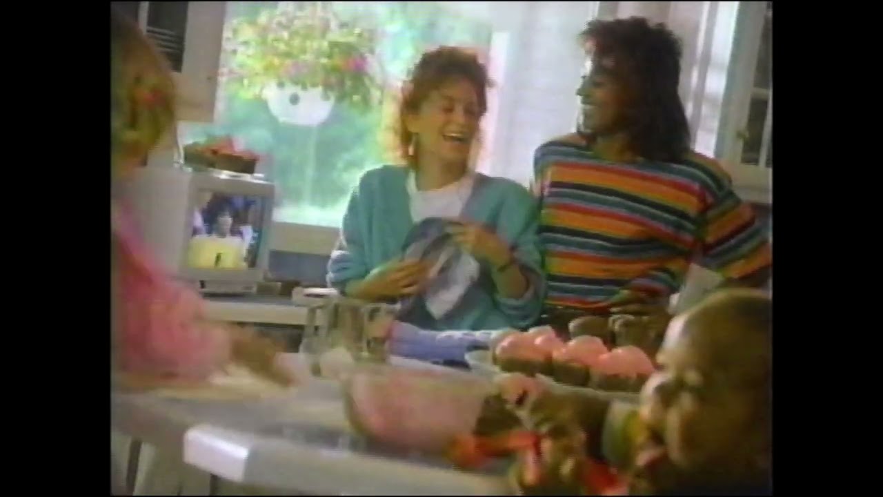 The Oprah Winfrey Show Promo 'Oprah's On!' (1991)